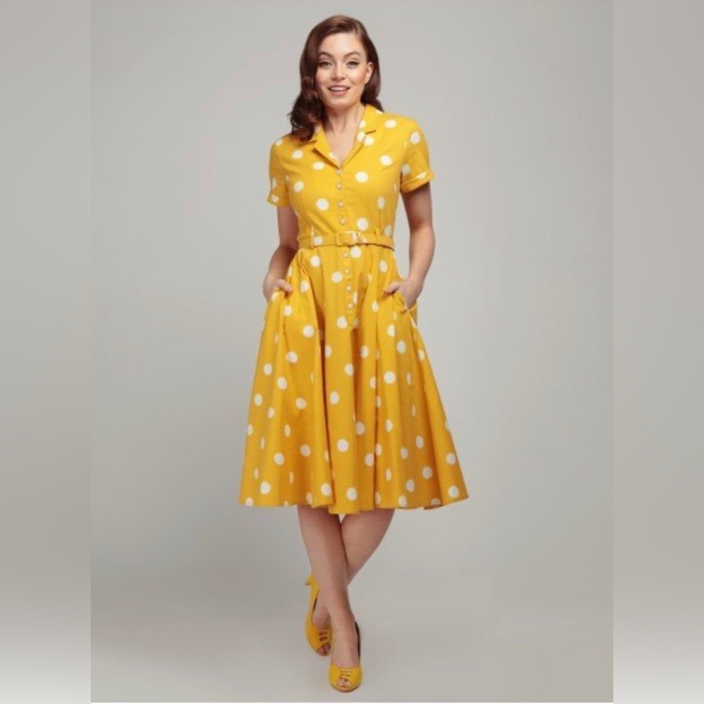 Never worn yellow dress. Size 6.